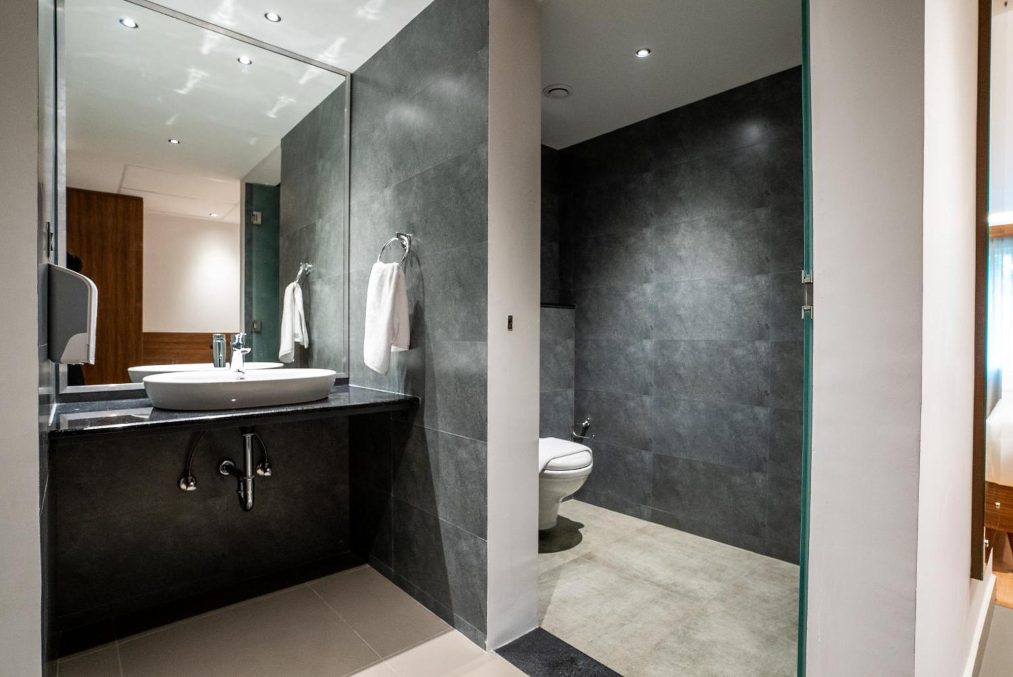 Lilac Hotel Guruvāyūr Værelse billede