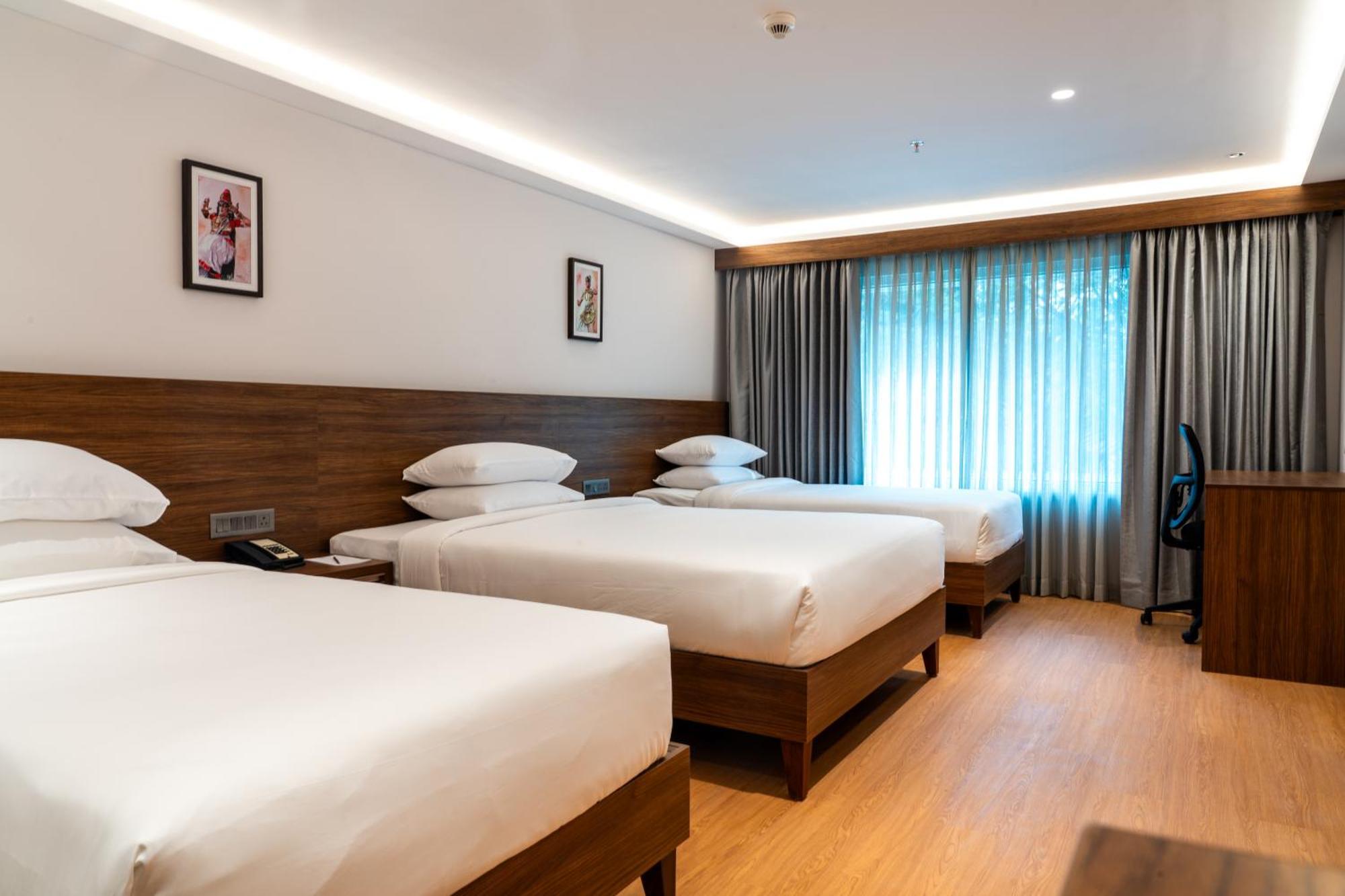 Lilac Hotel Guruvāyūr Eksteriør billede