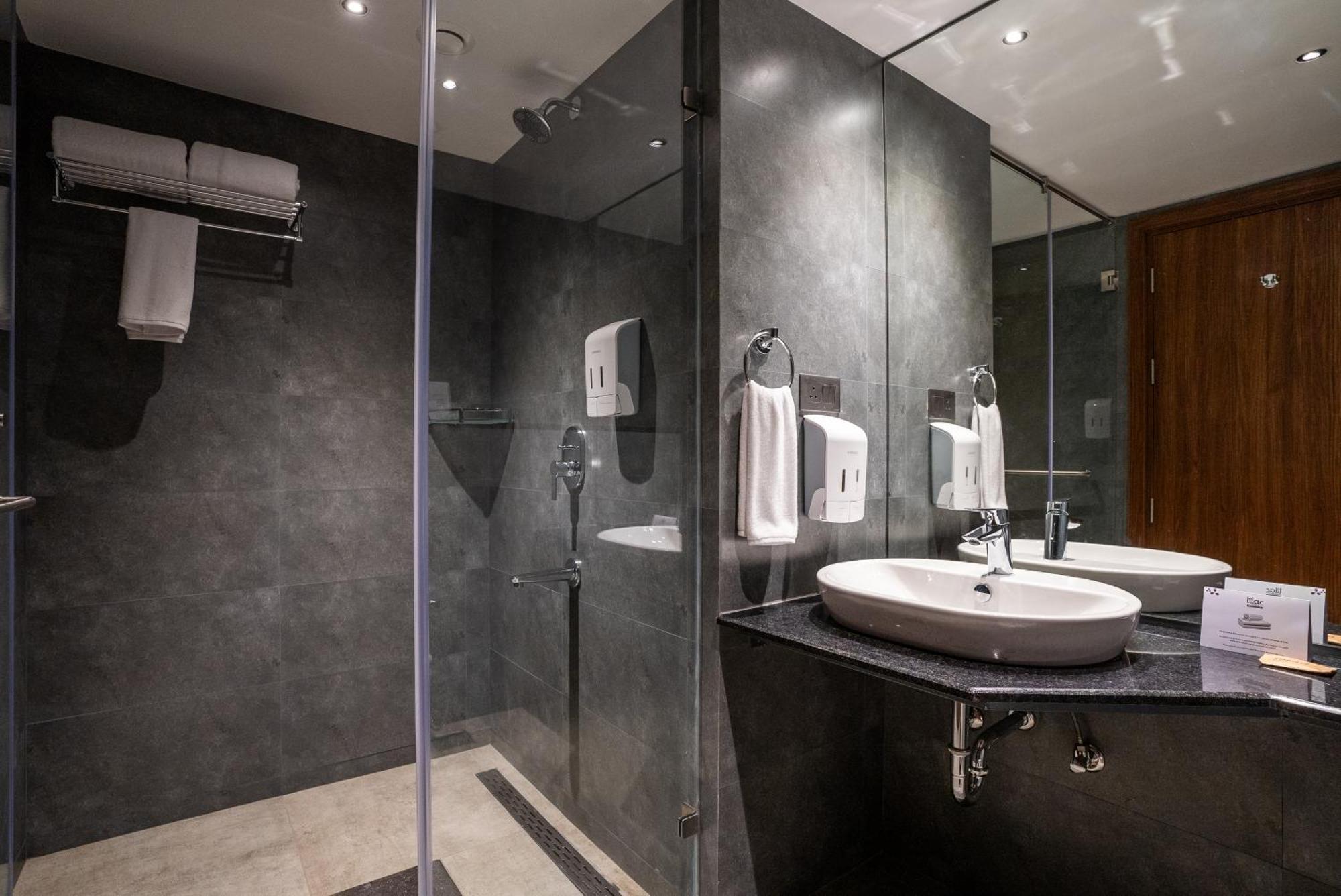 Lilac Hotel Guruvāyūr Værelse billede